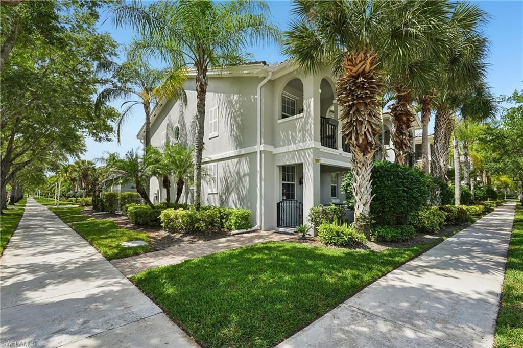 15599 Latitude Dr, Bonita Springs, FL 34135 Photo