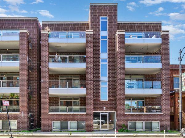 2707 W BELMONT Avenue , Unit 4W, Chicago, IL 60618