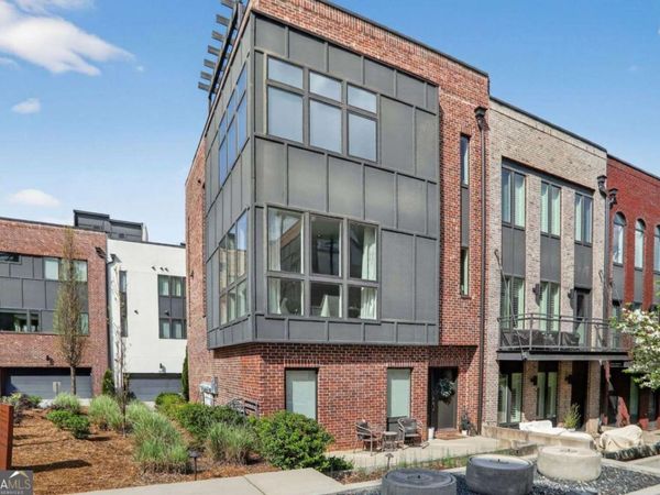 1214 Chelsea Circle, Atlanta, GA 30318