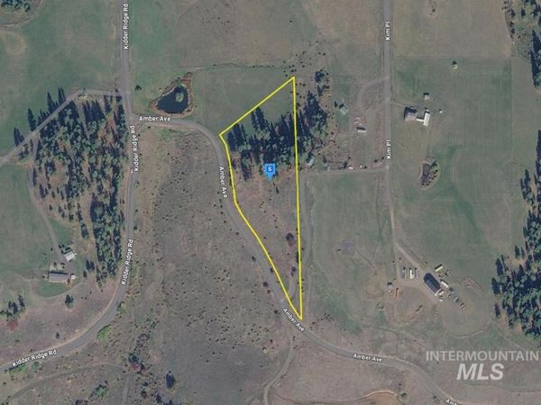 15 Amber Ave, Kooskia, ID 83539