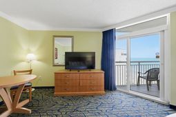 2201 S Ocean Blvd. photo 4