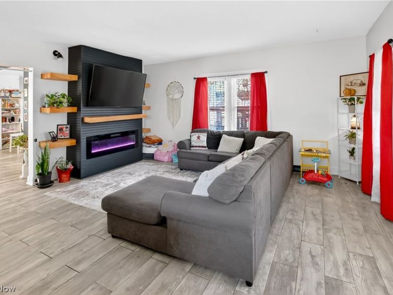 363 Seeley Street, Amherst, OH 44001 Photo 15