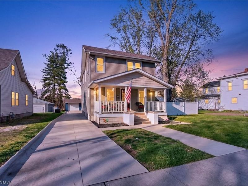 363 Seeley Street, Amherst, OH 44001 Photo 2