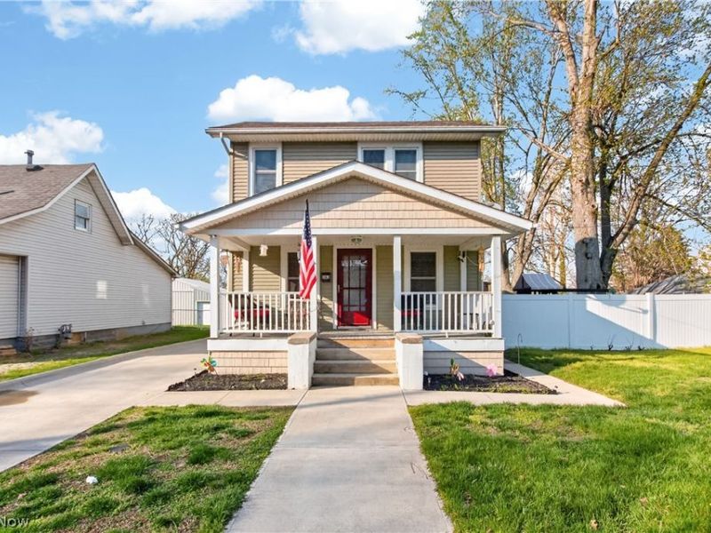 363 Seeley Street, Amherst, OH 44001 Photo 3