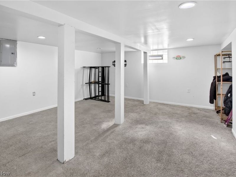 363 Seeley Street, Amherst, OH 44001 Photo 32