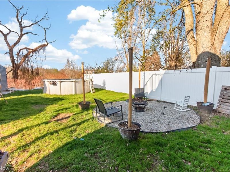 363 Seeley Street, Amherst, OH 44001 Photo 40