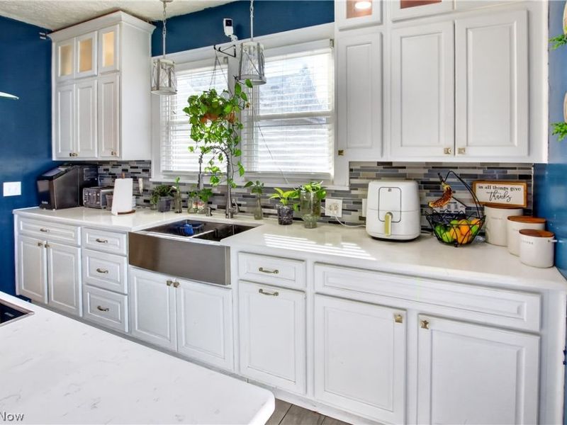 363 Seeley Street, Amherst, OH 44001 Photo 7