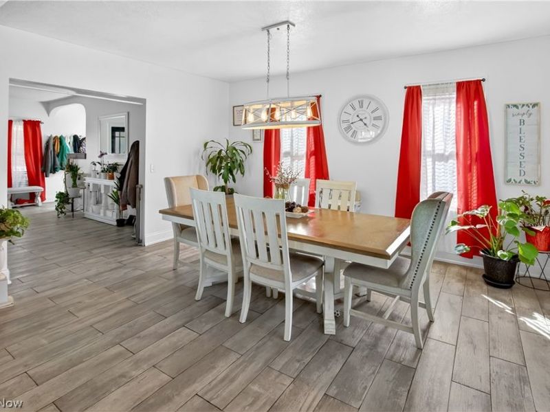 363 Seeley Street, Amherst, OH 44001 Photo 9