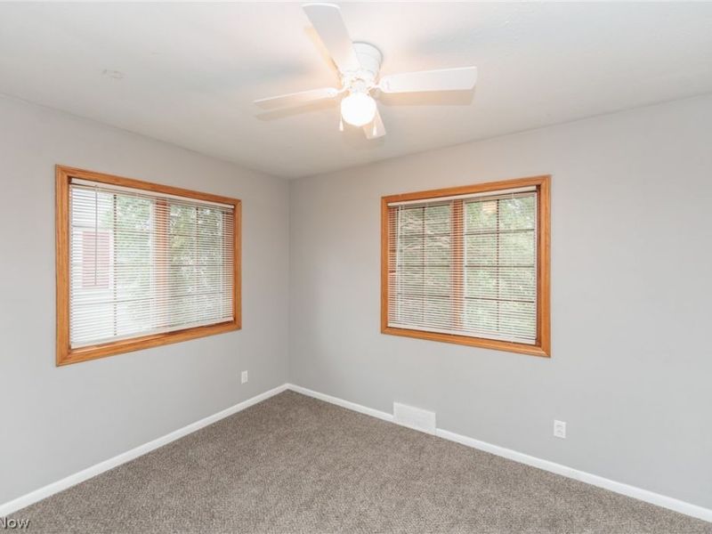 762 E 305th Street, Willowick, OH 44095 Photo 13