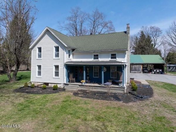 35 Sawmill Hill Road, Mechanicville, NY 12118