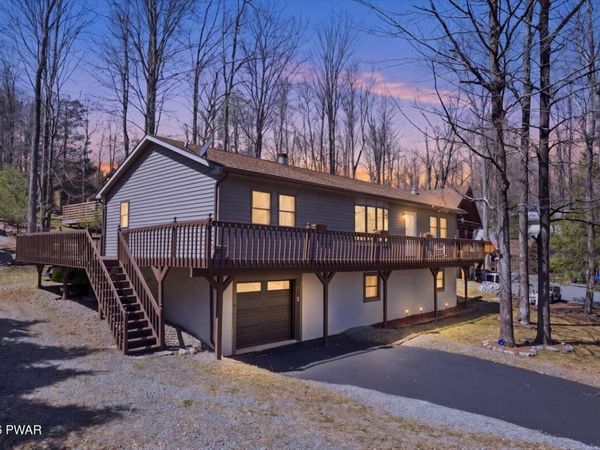 1100 Indian Drive, Lake Ariel, PA 18436
