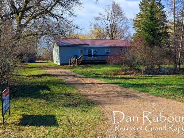 1185 11 Mile Road, Remus, MI 49340