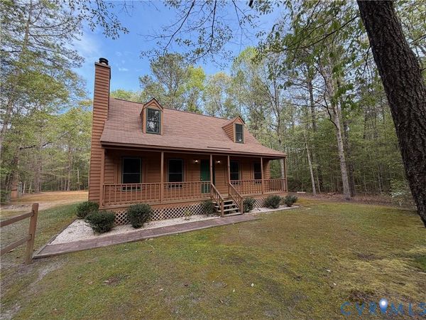 2477 Calno Road , Hanover, VA 23069