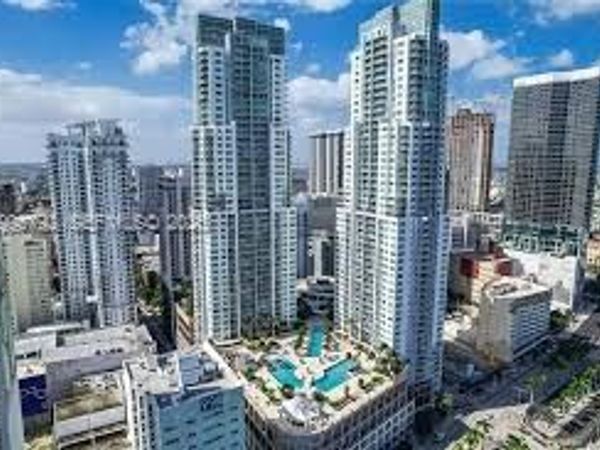 253 NE 2nd St, Unit 2309, Miami, FL 33132