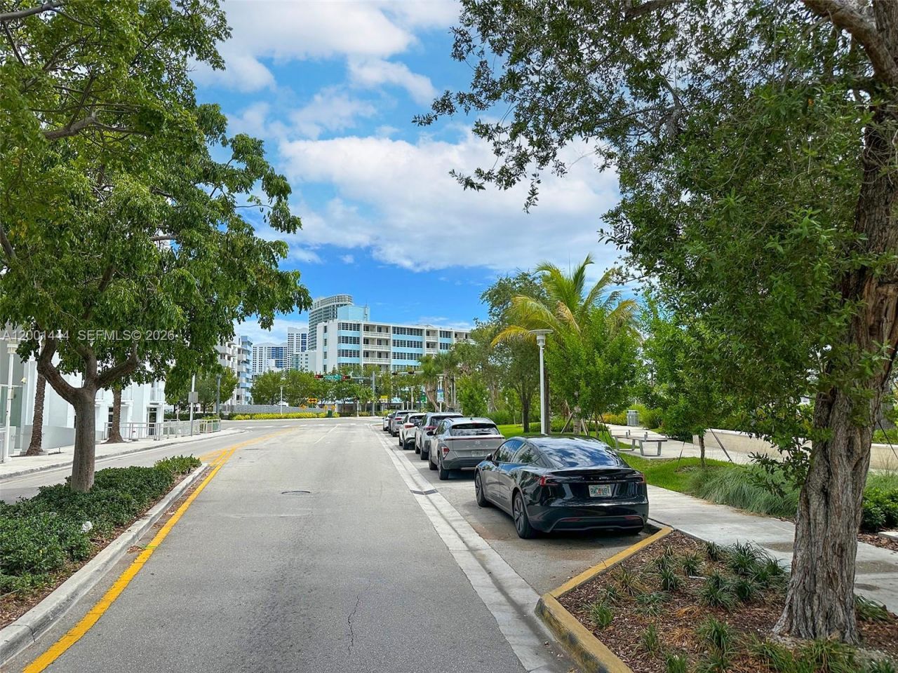 1670 Lincoln Ct, Unit PH-E, Miami Beach, FL 33139 Photo