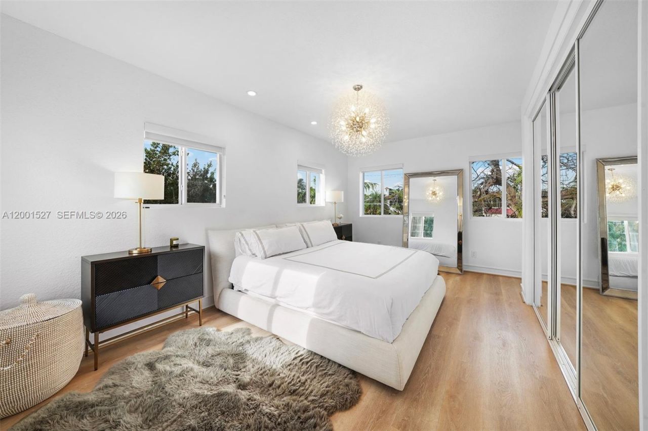 5237 La Gorce Drive, Unit 5237, Miami Beach, FL 33140 Photo