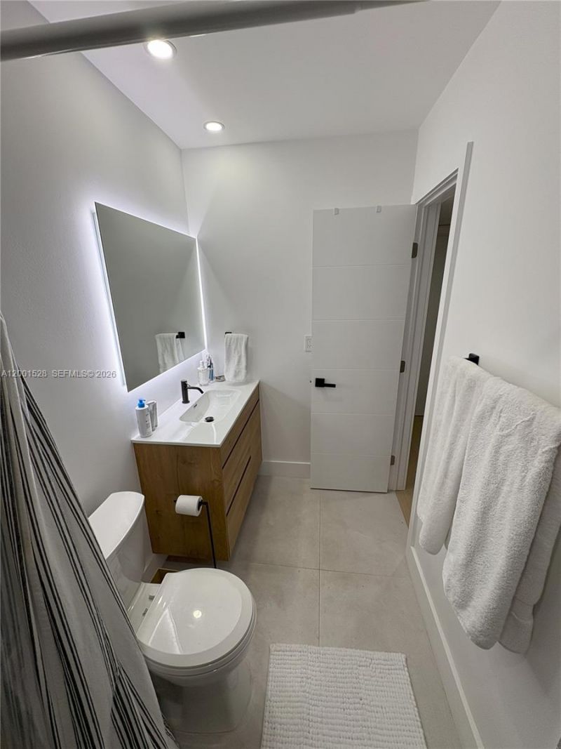 7927 SW 104th St, Unit 205E, Miami, FL 33156 Photo