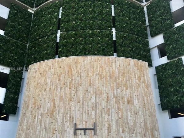 16385 Biscayne Blvd. , Unit 1902, North Miami Beach, FL 33160