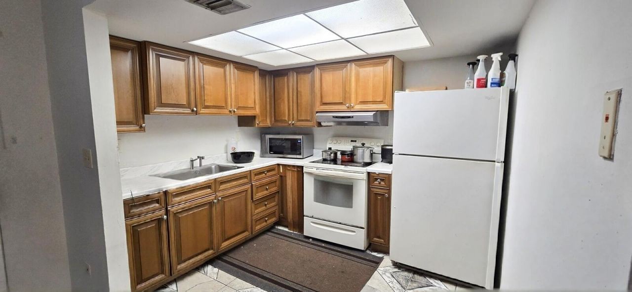 233 SE 26th Avenue, Boynton Beach, FL 33435 Photo