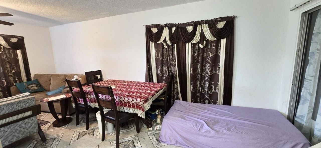 233 SE 26th Avenue, Boynton Beach, FL 33435 Photo