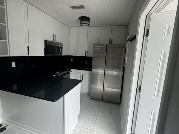 47 SE 13th Street, Dania Beach, FL 33004