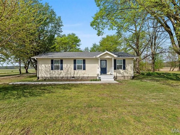30537 County Road 357 , Bell City, MO 63771