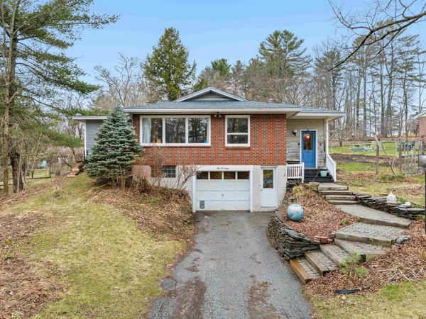 6 North College Street, Montpelier, VT 05602