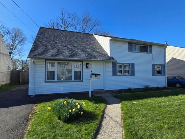 216 Bloomfield Avenue, Iselin, NJ 08830