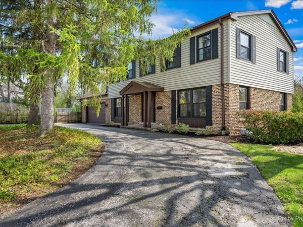 315 Charal Lane, Highland Park, IL 60035