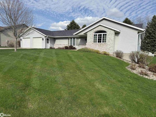 1812 Joan Avenue, Carroll, IA 51401