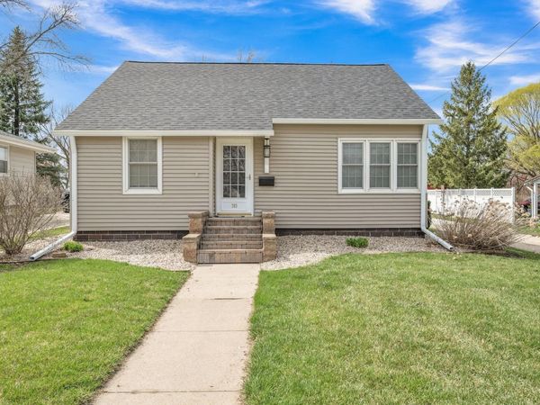 703 Superior Street, Emmetsburg, IA 50536