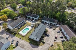 4601 Lomax Ct. photo 4