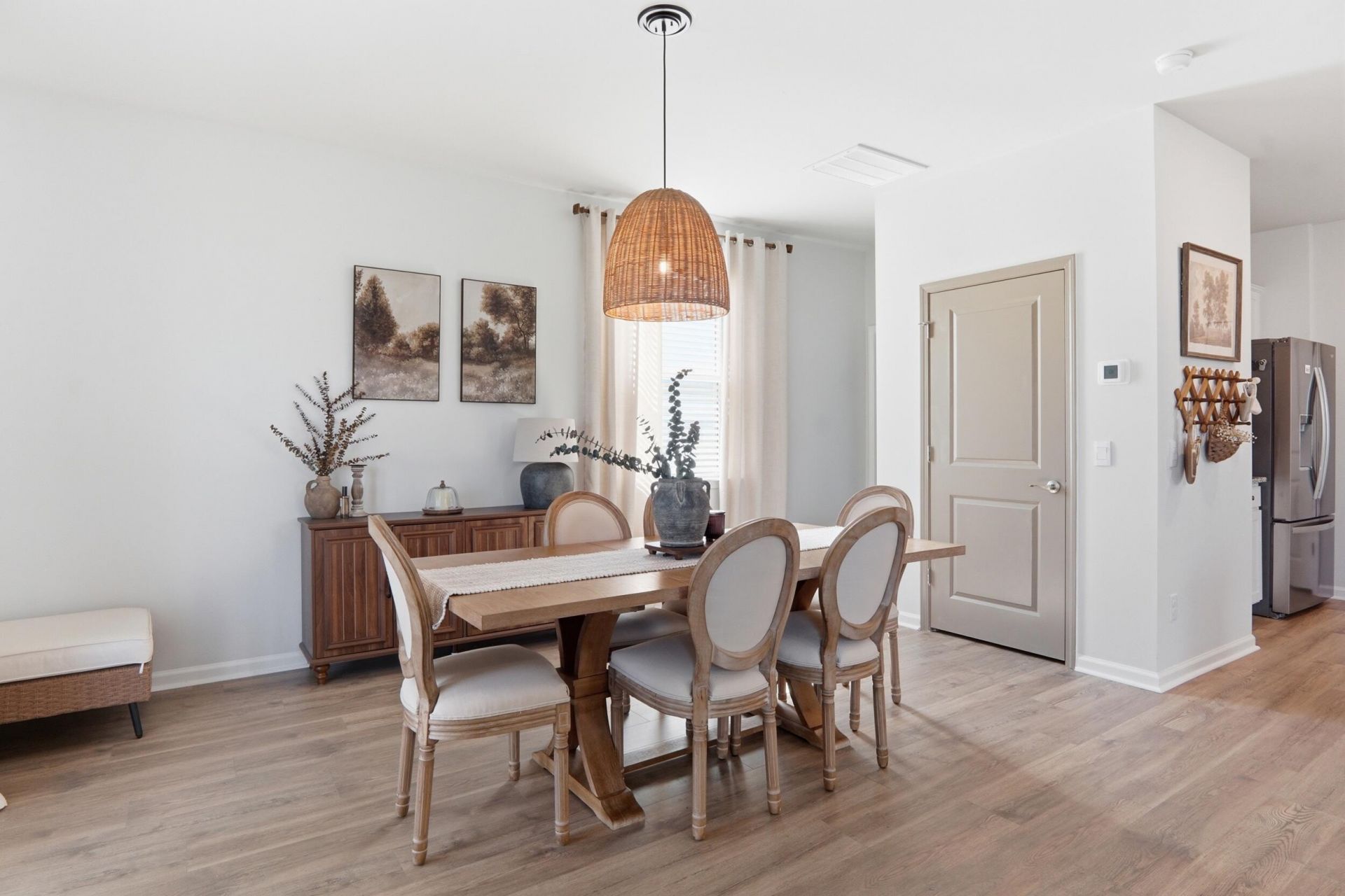 190 E Pinckney Street Photo 10