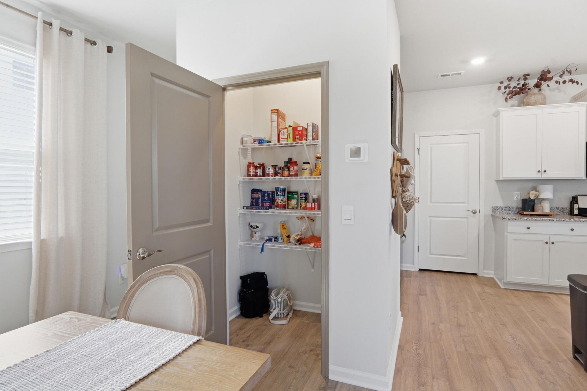 190 E Pinckney Street Photo 16