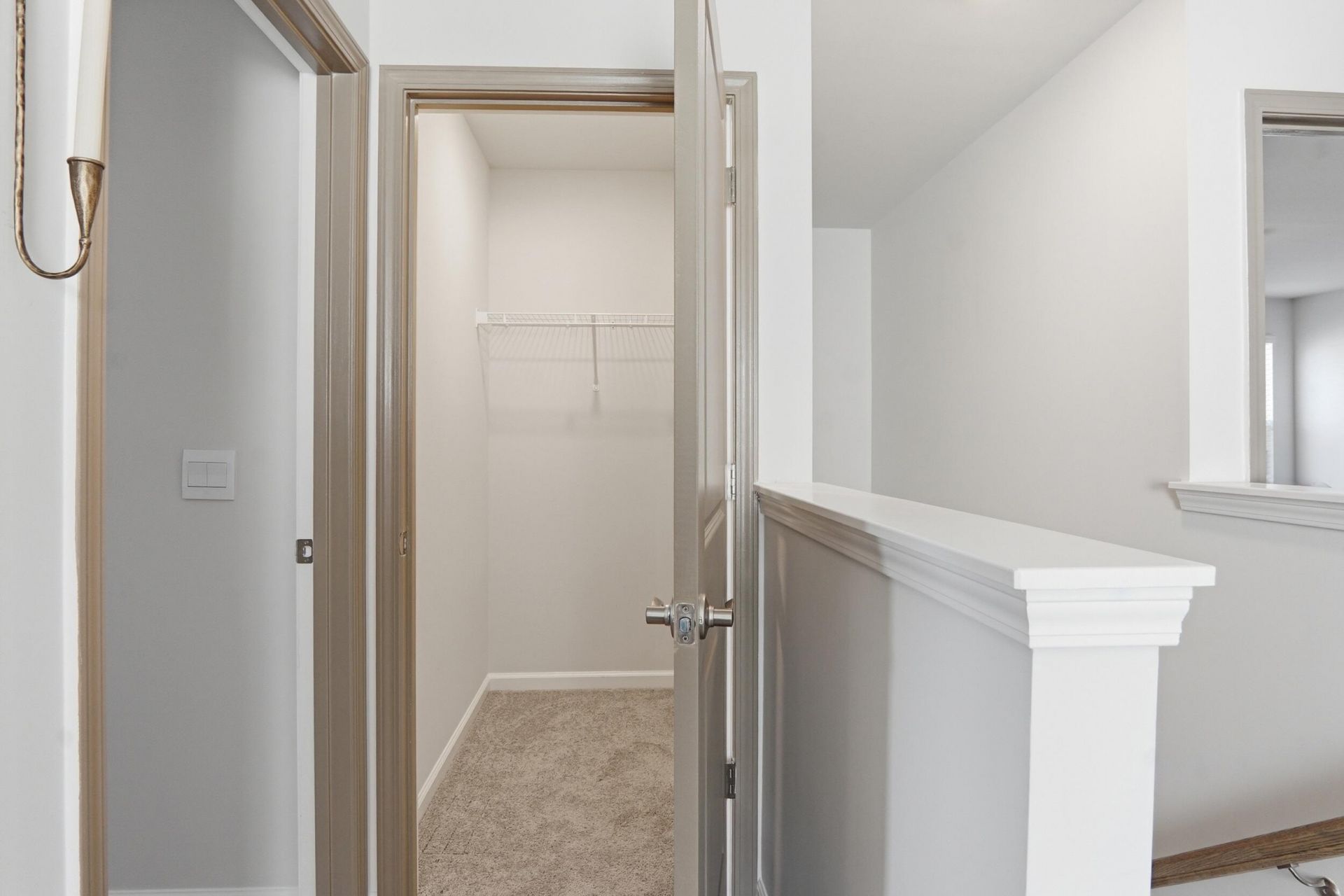 190 E Pinckney Street Photo 39