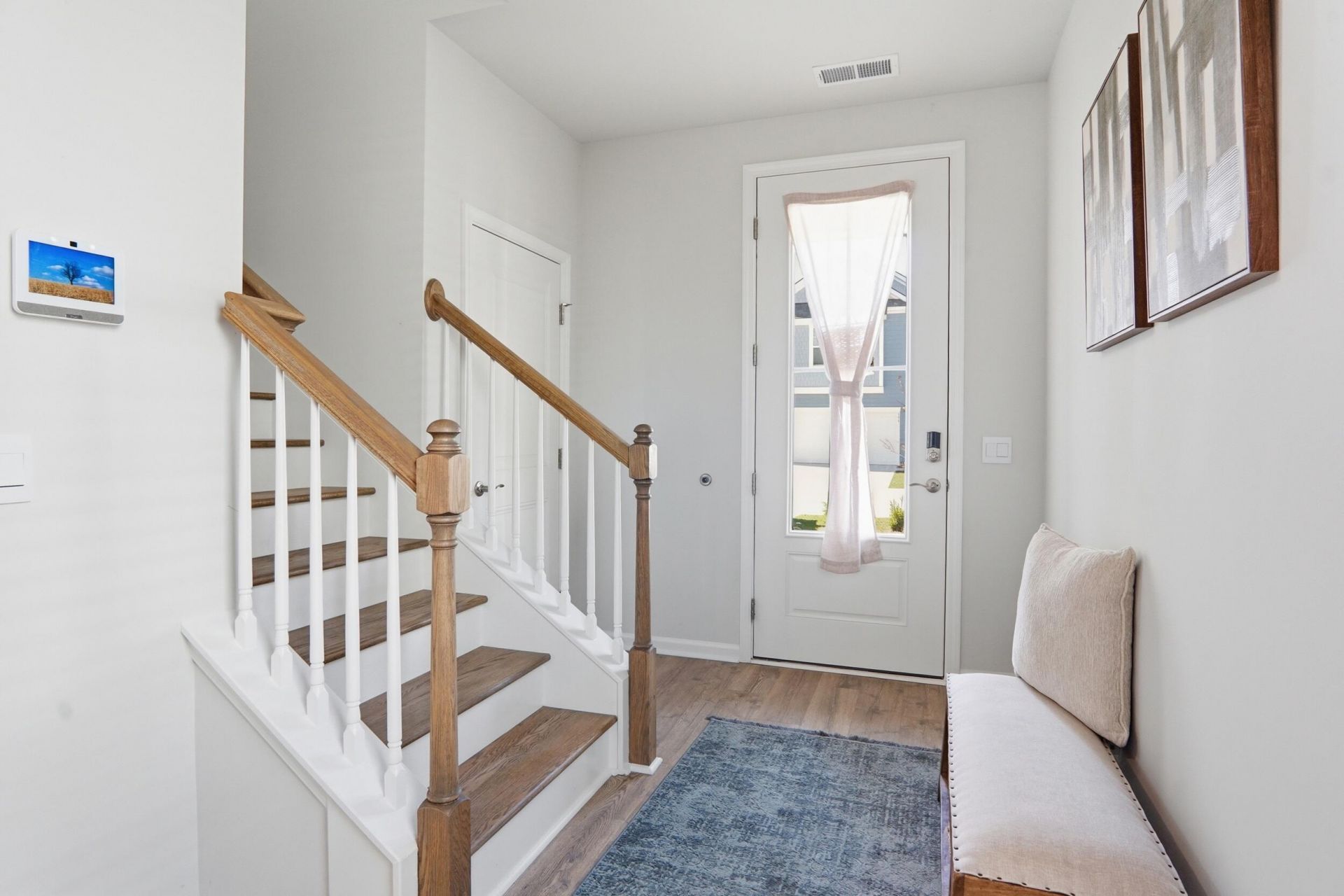 190 E Pinckney Street Photo 5