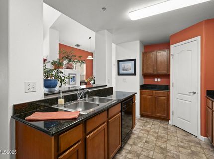 9050 Double R Boulevard, Unit APT 1322, Reno, NV 89521 Photo