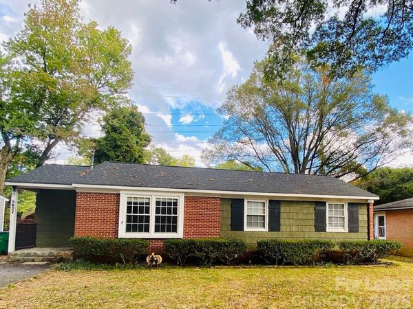 5027 Baylor Drive, Charlotte, NC 28210