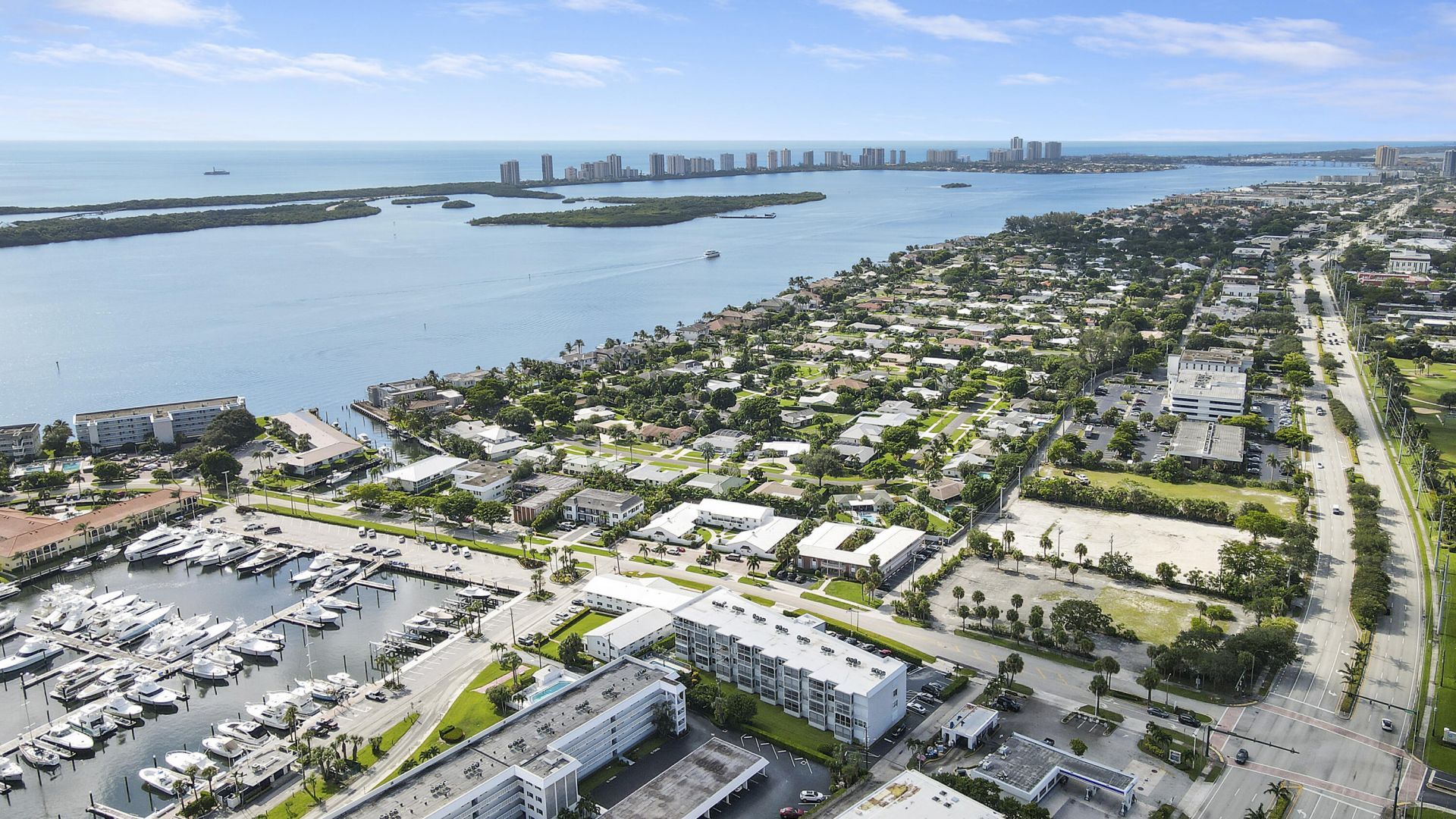 155 Yacht Club Drive, Unit 107, North Palm Beach, FL 33408 Photo