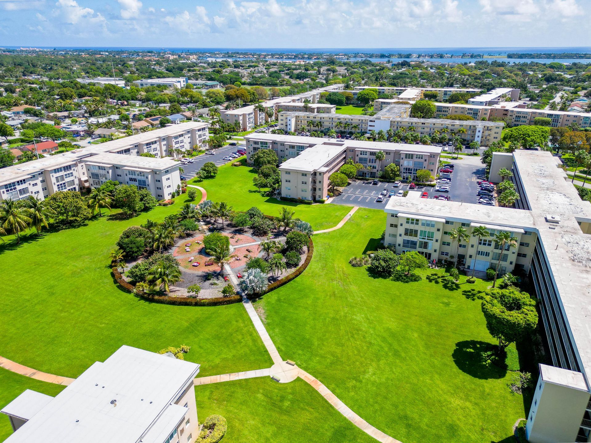 2615 NE 1st Court, Unit 411, Boynton Beach, FL 33435 Photo