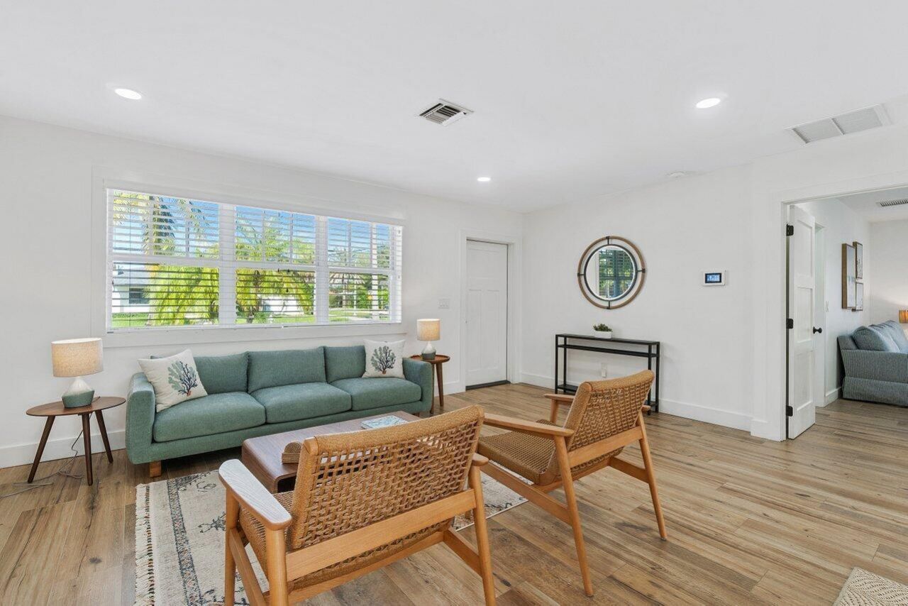 300 Lytle Street, West Palm Beach, FL 33405 Photo