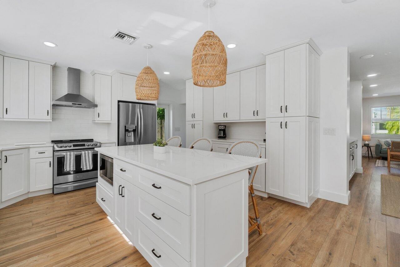 300 Lytle Street, West Palm Beach, FL 33405 Photo