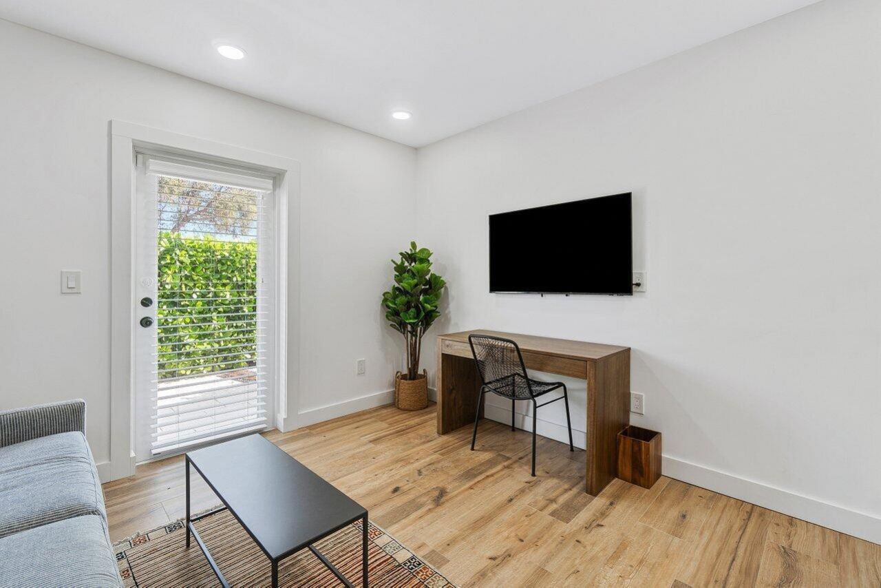 300 Lytle Street, West Palm Beach, FL 33405 Photo