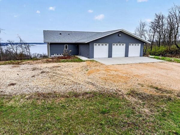 59144 Lucky LANE, Eastman, WI 54626