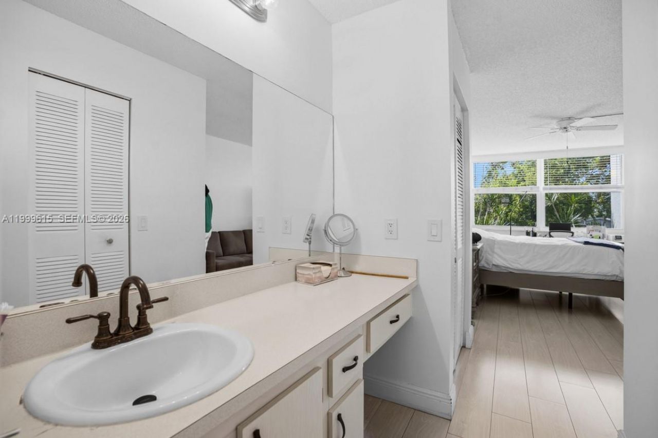 6870 Royal Palm Blvd, Unit 209M, Margate, FL 33063 Photo