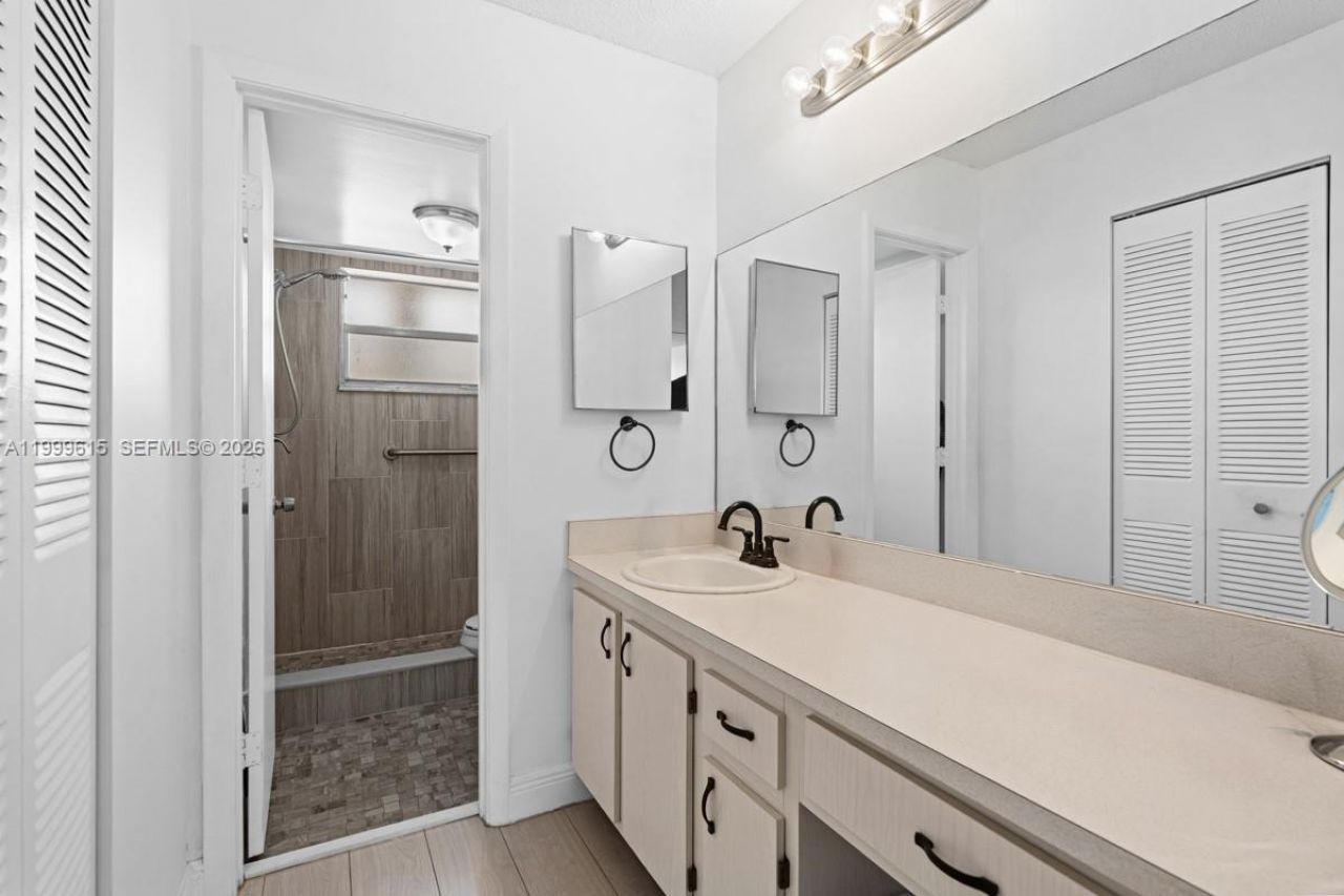 6870 Royal Palm Blvd, Unit 209M, Margate, FL 33063 Photo