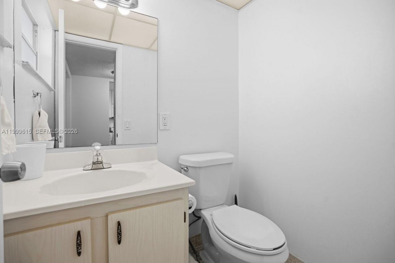 6870 Royal Palm Blvd, Unit 209M, Margate, FL 33063 Photo