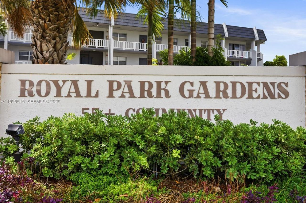 6870 Royal Palm Blvd, Unit 209M, Margate, FL 33063 Photo
