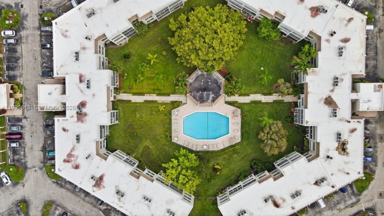 6870 Royal Palm Blvd, Unit 209M, Margate, FL 33063 Photo