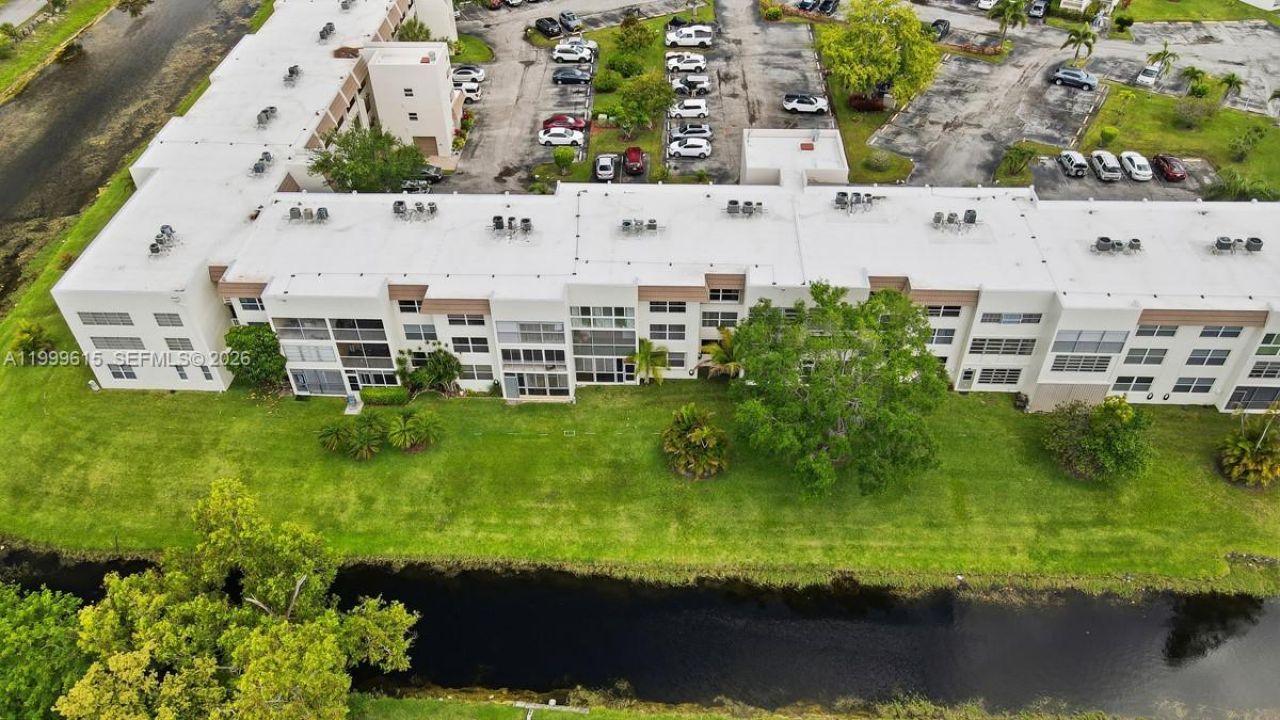 6870 Royal Palm Blvd, Unit 209M, Margate, FL 33063 Photo